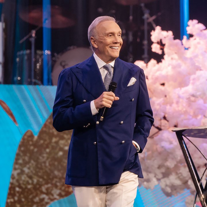 UP AND DOWN UP AND DOWN