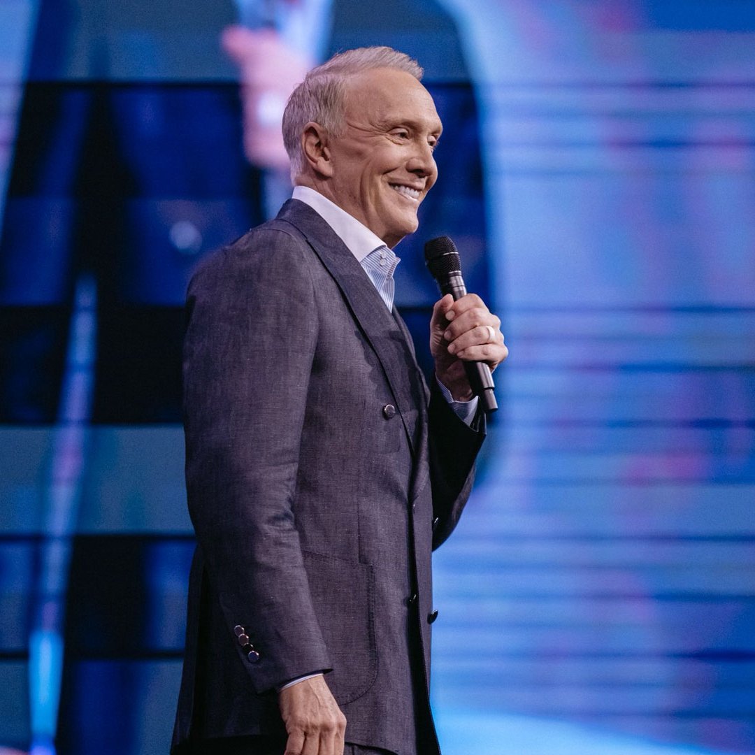 WHAT IN THE HEAVEN IS GOING ON? WHAT IN THE HEAVEN IS GOING ON?