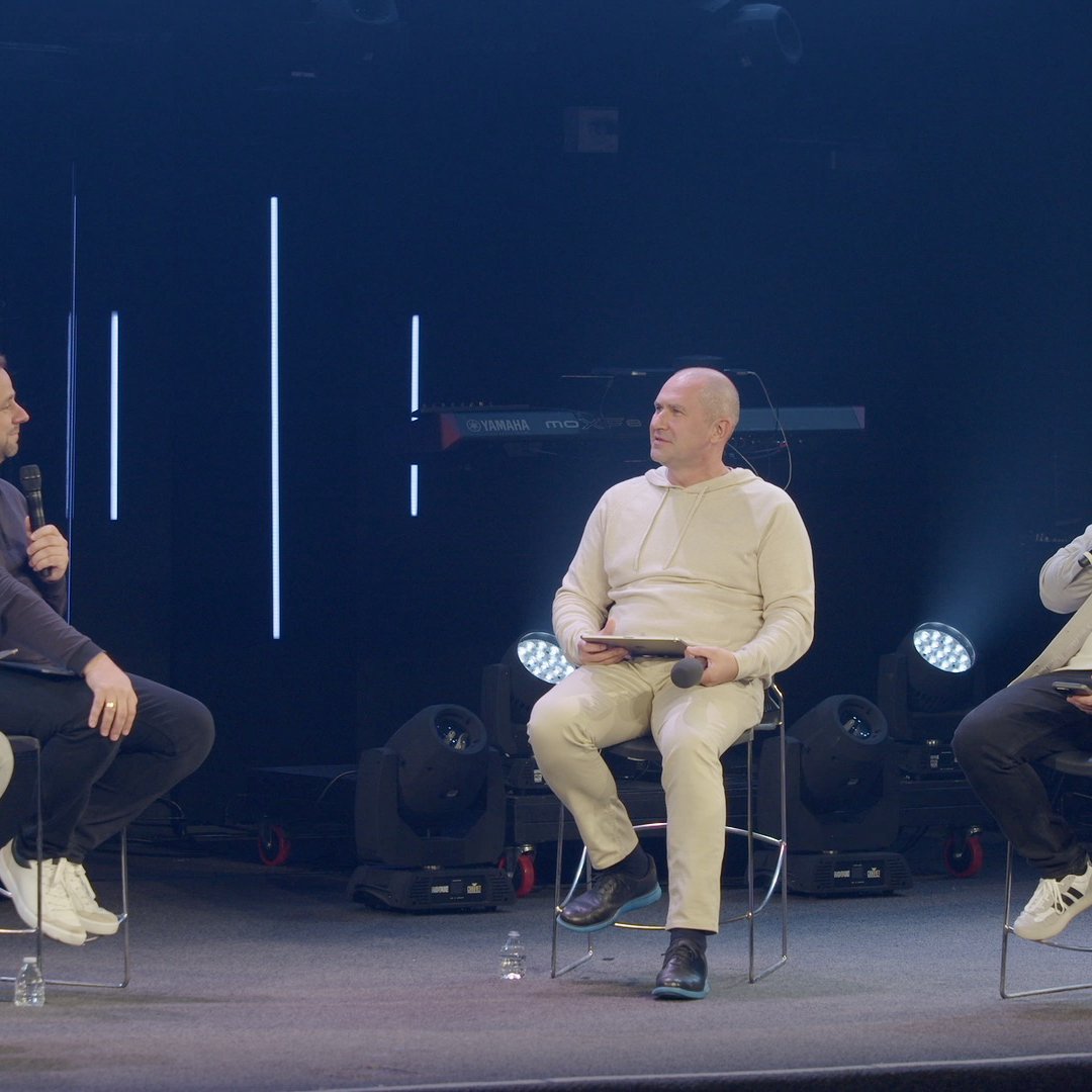 Панельная дискуссия "Rooted"