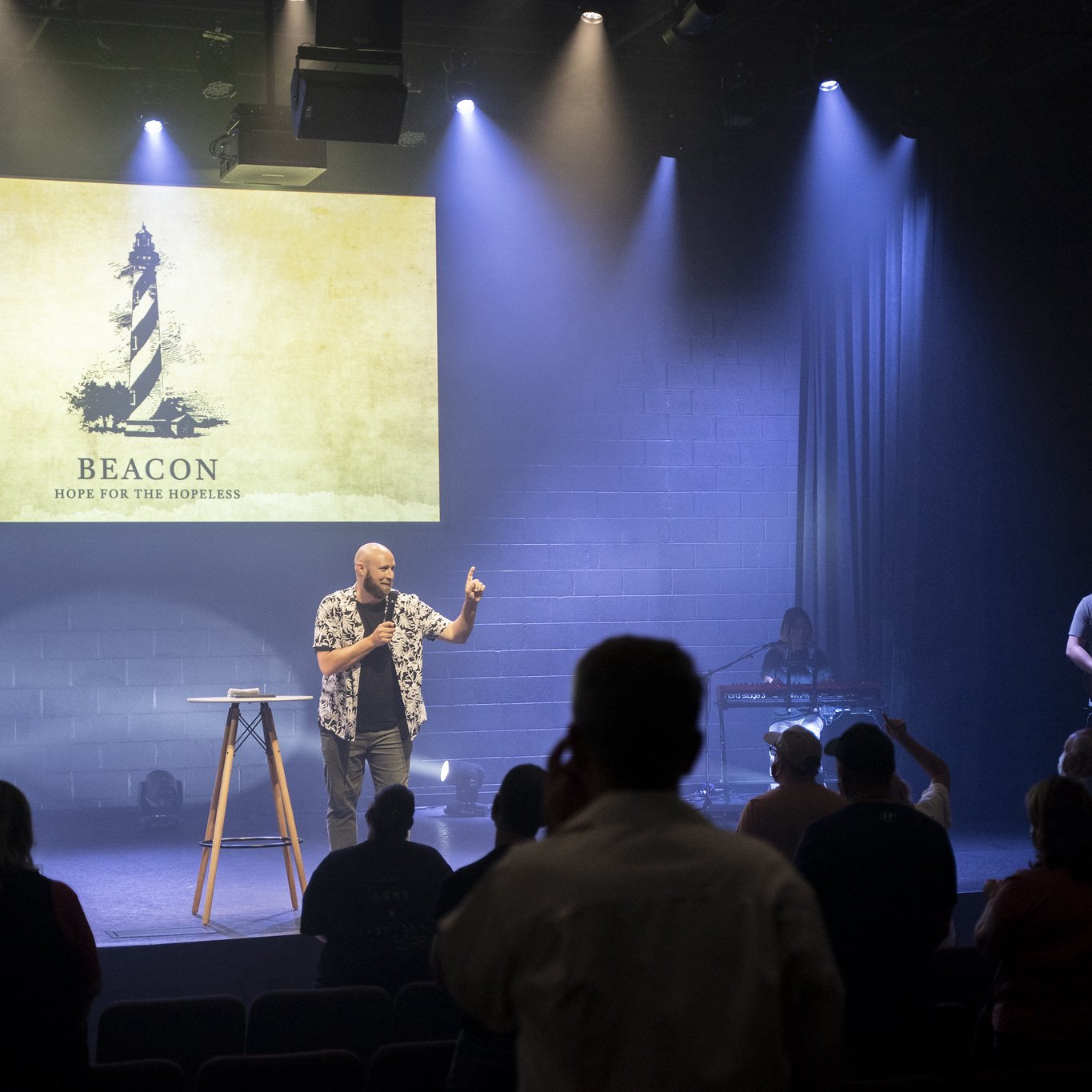 Beacon : When Walls Become Bridges