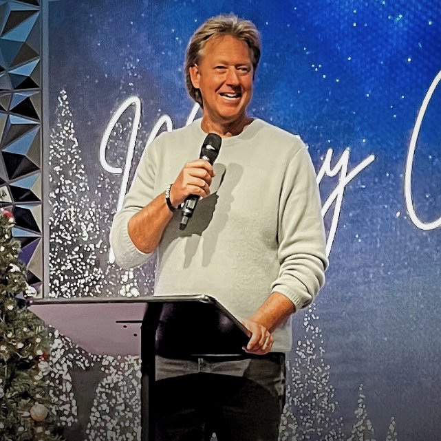 Christmas Eve Service (Online) Christmas Eve Service (Online)